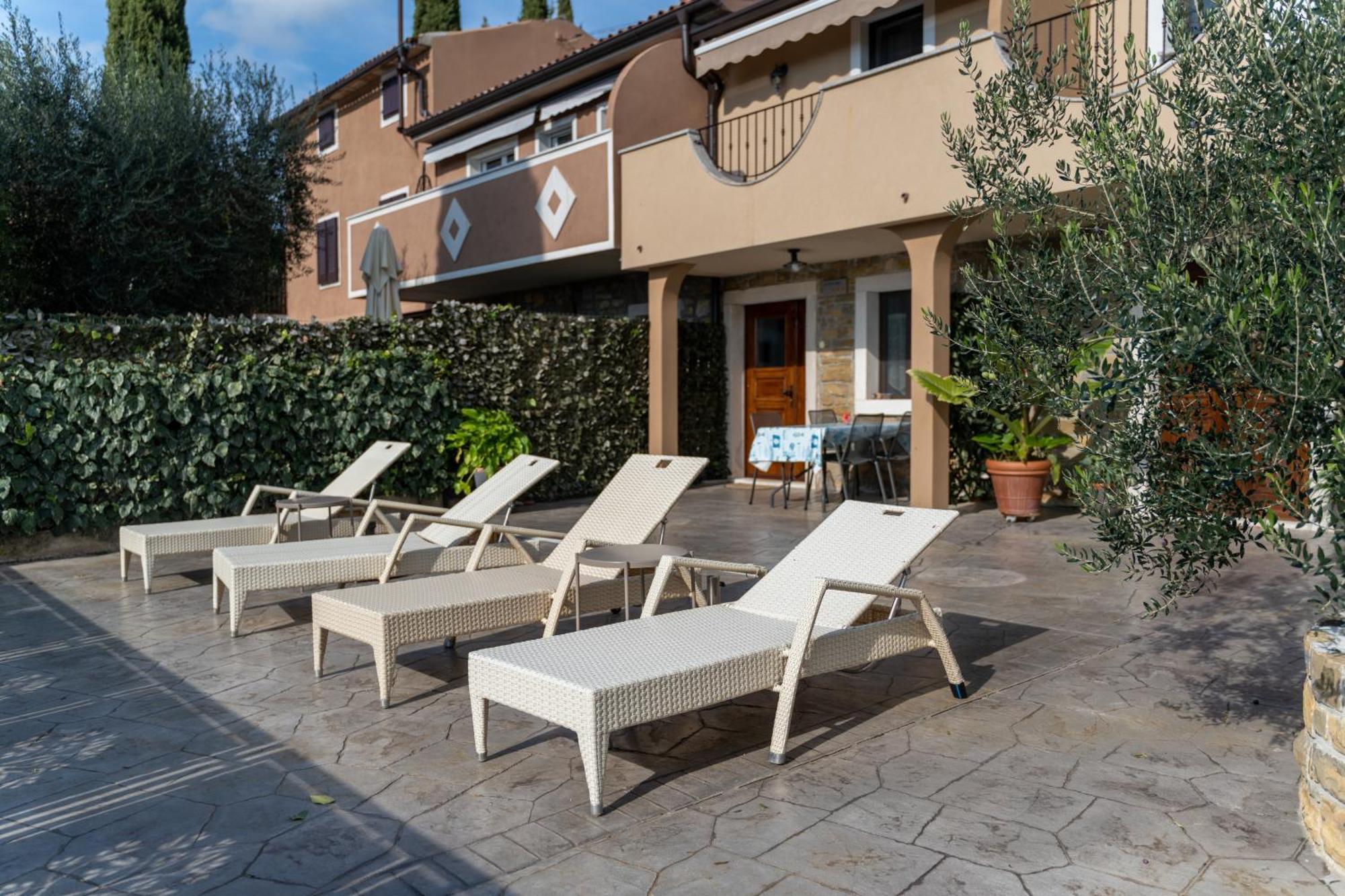 Apartments Gea Lucija Luaran gambar