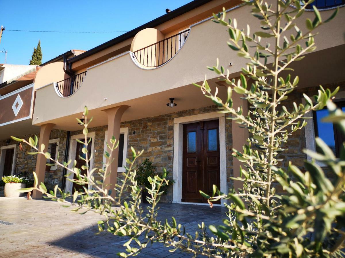 Apartments Gea Lucija Luaran gambar