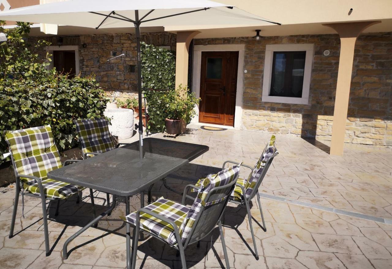 Apartments Gea Lucija Luaran gambar